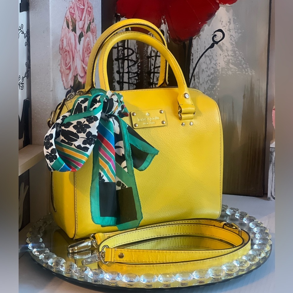 KATE SPADE  Alessa Wellesley yellow leather Satchel Crossbody or Handbag